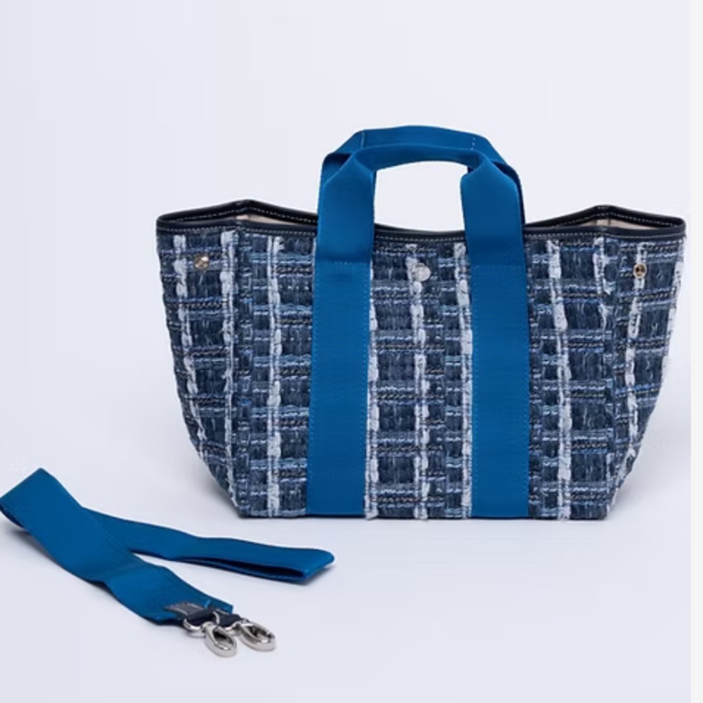 Rue De Verneuil TRAVERSÉE Small Tote Bag.